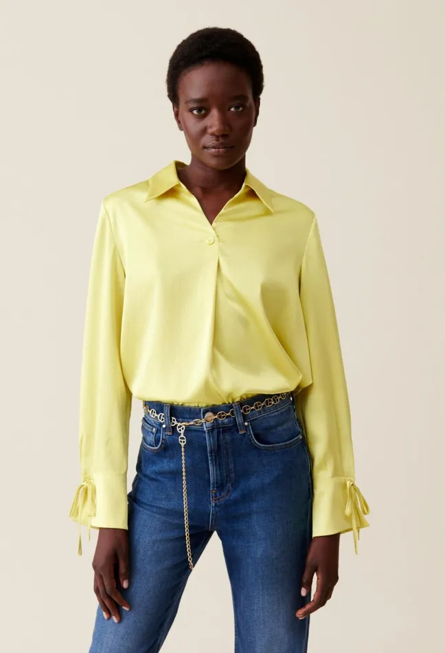 Claudie Pierlot Gold Chain Belt With Cp Monogram Women Belts Claudie Pierlot Gold Chain Belt With Cp Monogram Women Belts