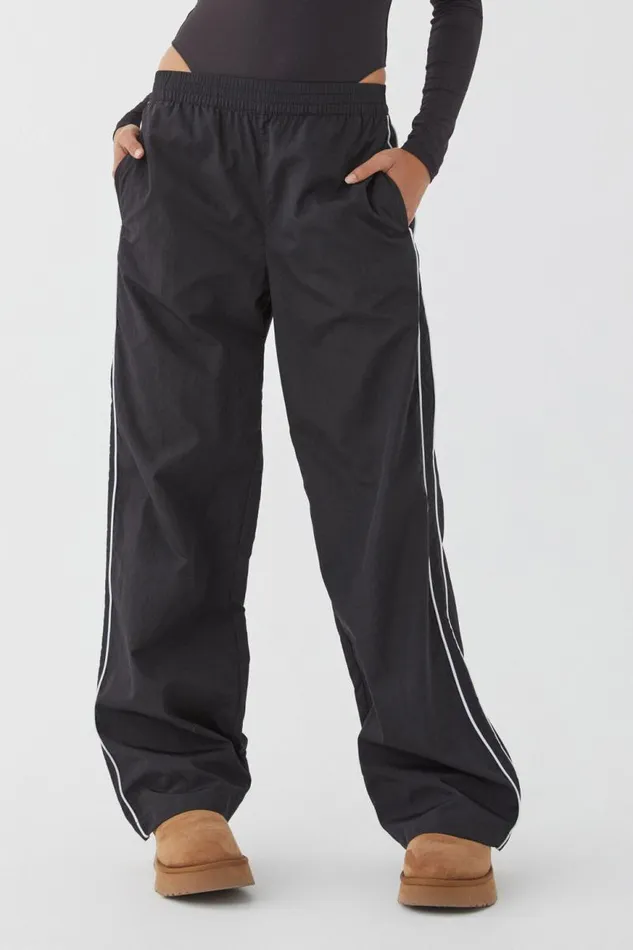 Clothing Supr Pants Kira Sporty Pull On Pant Black Clothing Supr Pants Kira Sporty Pull On Pant Black