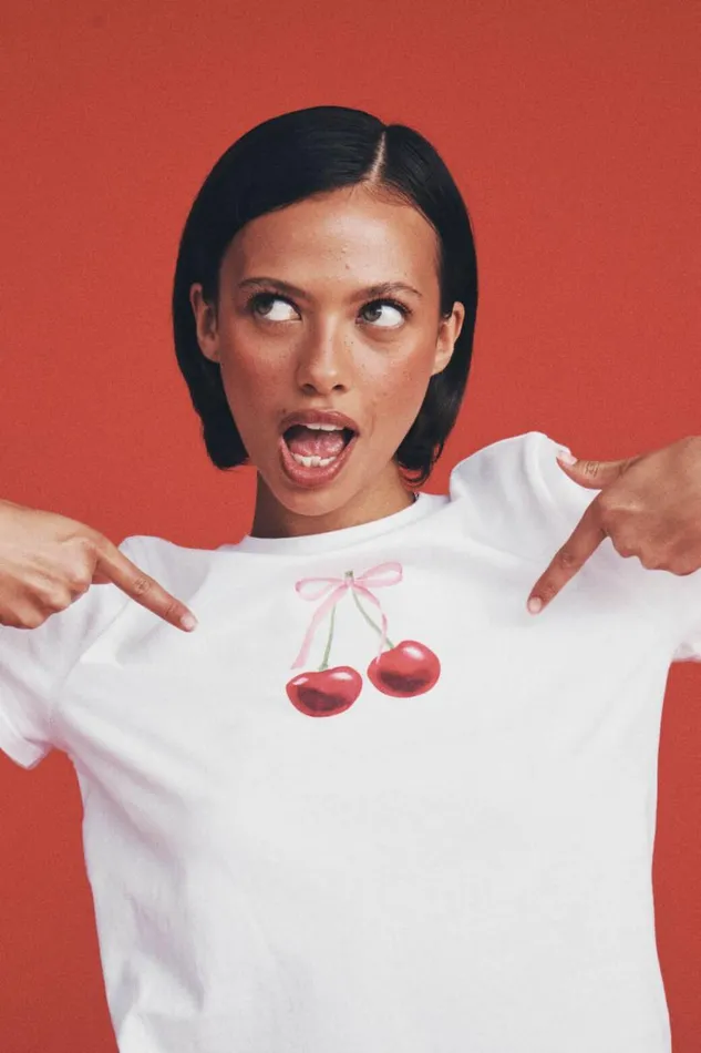 Clothing Supr T Shirts Everyday Graphic Tee Whitecherry Bow