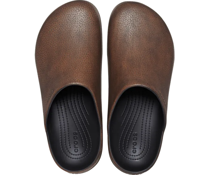 Dylan Burnished Clog Mocha Men Crocs Clogs