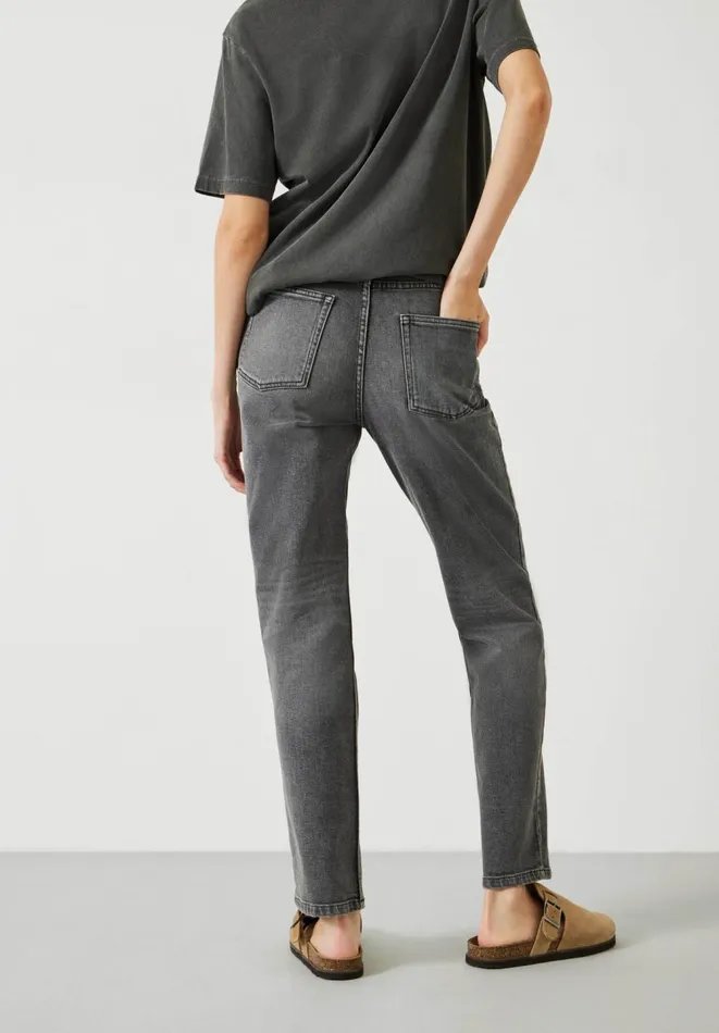 Hush Jeans Women Dani Straight Leg Jeans Washed Black