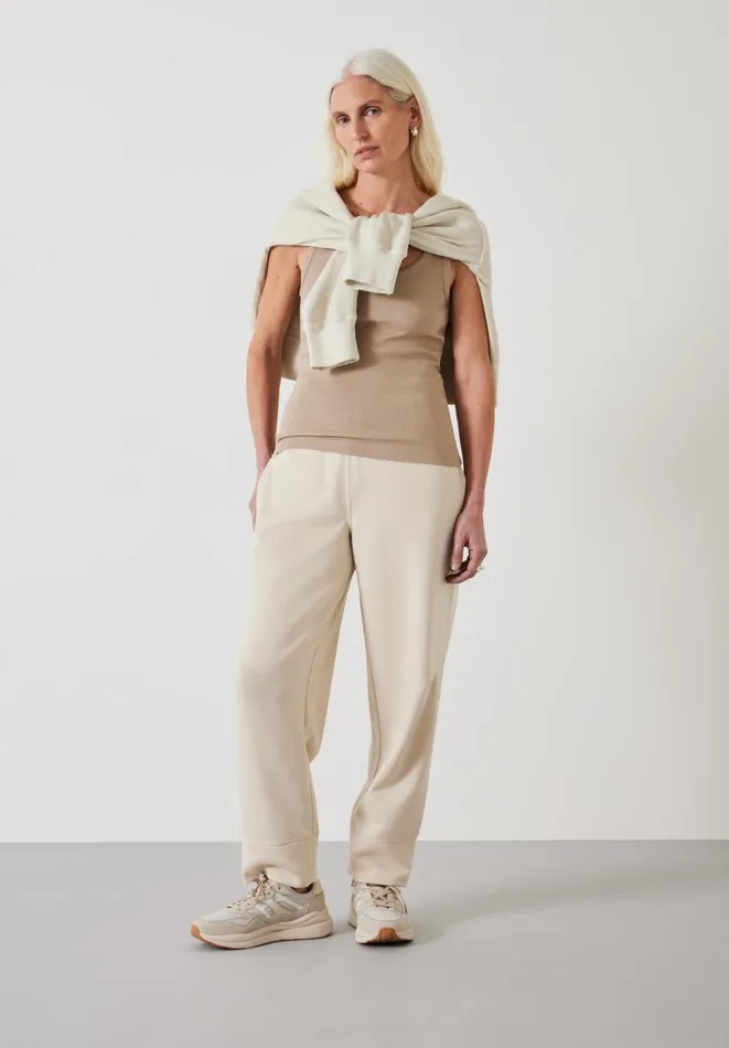 Hush Joggers and Leggings Women Paxton Barrel Leg Jersey Trousers Perfectly Pale
