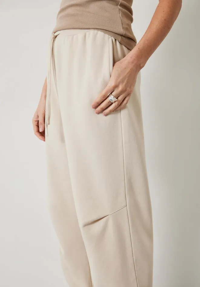 Hush Joggers and Leggings Women Paxton Barrel Leg Jersey Trousers Perfectly Pale Hush Joggers and Leggings Women Paxton Barrel Leg Jersey Trousers Perfectly Pale