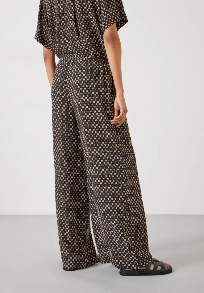 Hush Trousers Women Layla Print Tie Waist Trousers Contrast Geo Brown Hush Trousers Women Layla Print Tie Waist Trousers Contrast Geo Brown