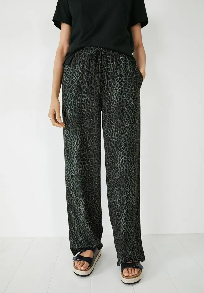 Hush Trousers Women Straight Easy Trousers Ombre Leopard 8211 Khaki Hush Trousers Women Straight Easy Trousers Ombre Leopard 8211 Khaki