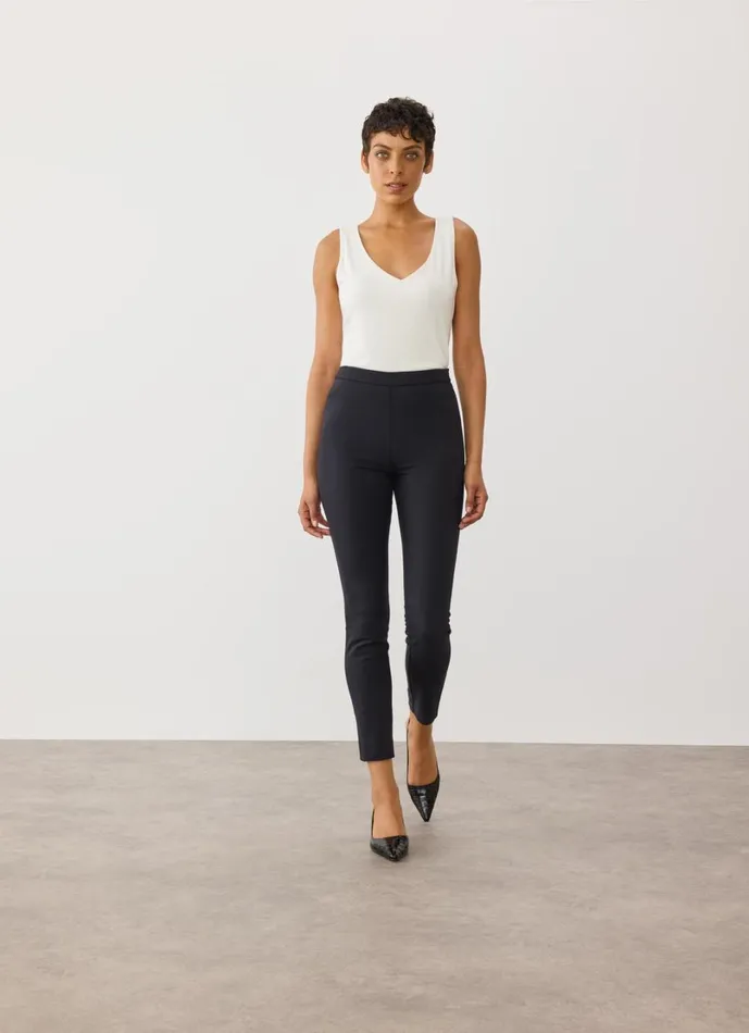 LKBennett Trousers Women Evan Black Crepe SlimCut Trousers