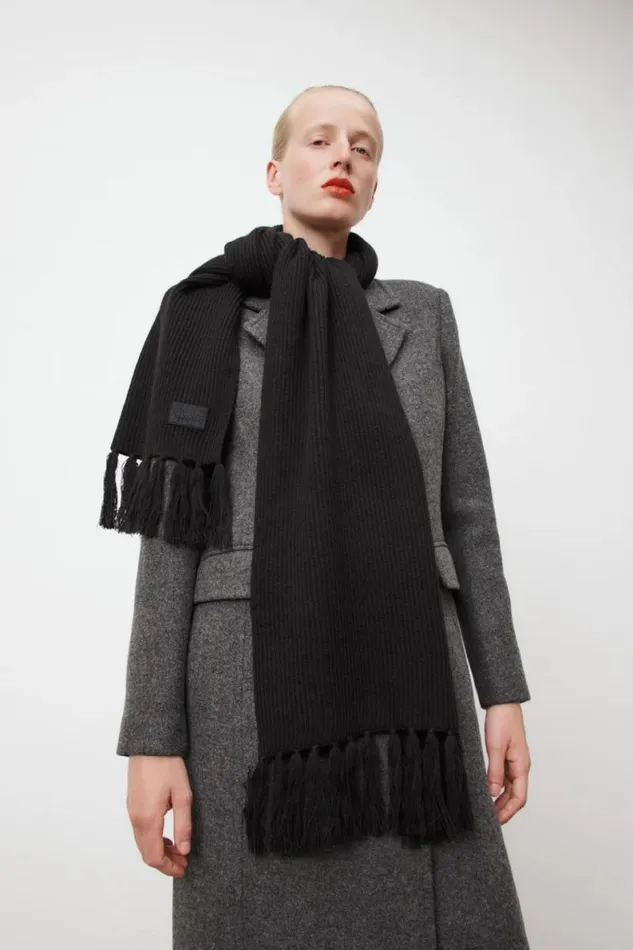 Lala Berlin Scarves and Triangles Scarf Aminas Wool Mix Lala Black 8211 Women