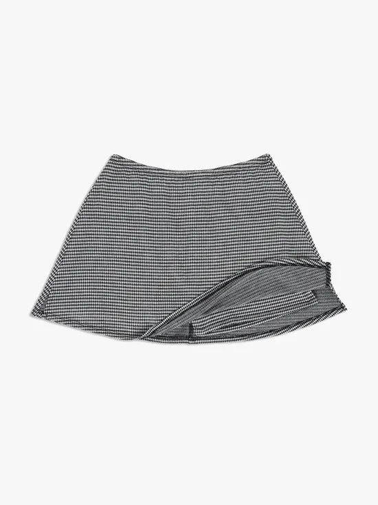 Lisa Says Gah Bottoms Women Darcy Skort Caviar Gingham