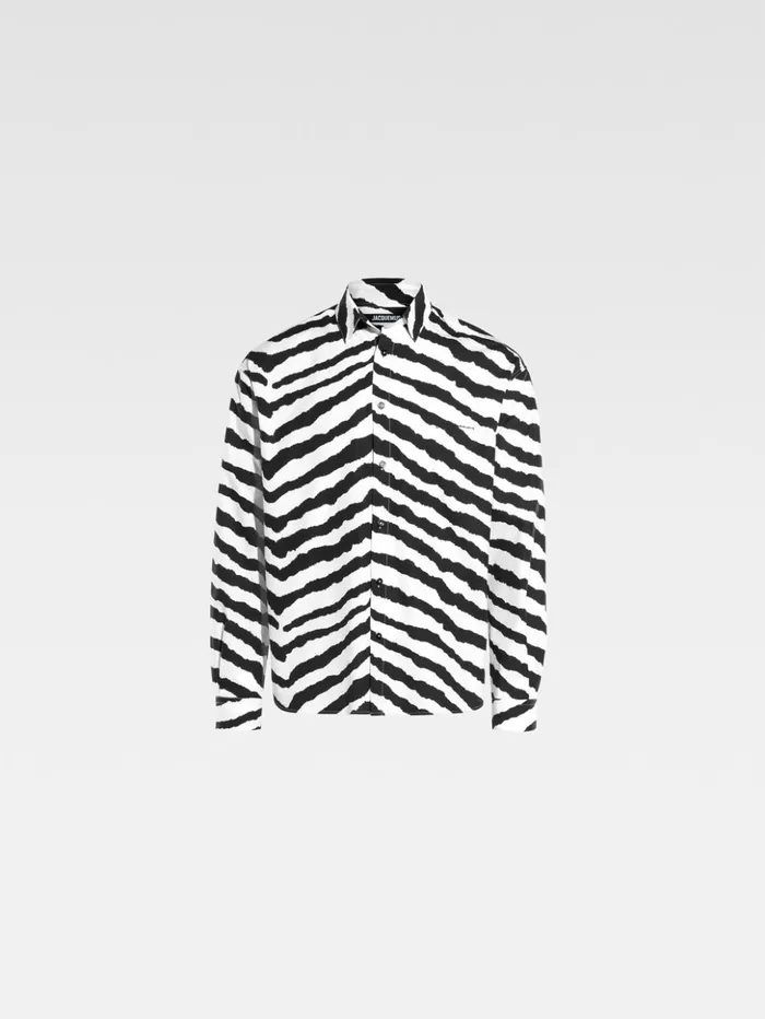 Men Shirts JACQUEMUS The Simon Shirt Print Zebra White Black Men Shirts JACQUEMUS The Simon Shirt Print Zebra White Black