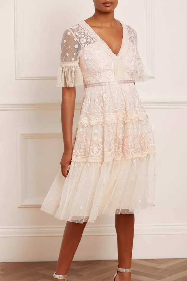 Midsummer Lace Dress Champagne Women Needle and Thread Dresses