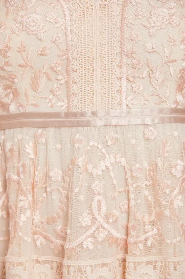 Midsummer Lace Dress Champagne Women Needle and Thread Dresses