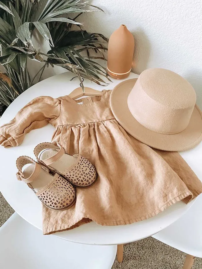 Nisolo Baby Toddler and Kids Shoes Women Pocket Hard Sole Sandal Tan Tan