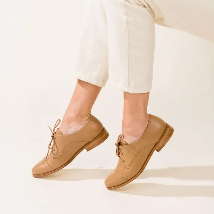Nisolo Flats and Slip Ons Women Emilia Cap Toe Oxford Almond Black
