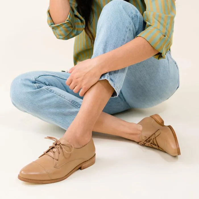 Nisolo Flats and Slip Ons Women Emilia Cap Toe Oxford Almond Black