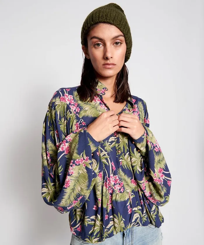 One Teaspoon Tops HAWAIIAN LITTLE LIES TOP 8211 Women One Teaspoon Tops HAWAIIAN LITTLE LIES TOP 8211 Women