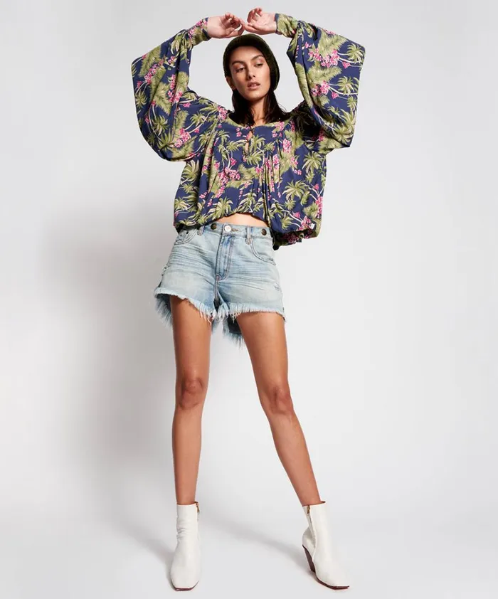 One Teaspoon Tops HAWAIIAN LITTLE LIES TOP 8211 Women One Teaspoon Tops HAWAIIAN LITTLE LIES TOP 8211 Women
