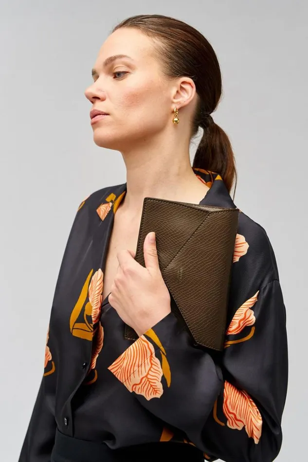 Oroton Clutches Women Mia Texture Clutch Wicker