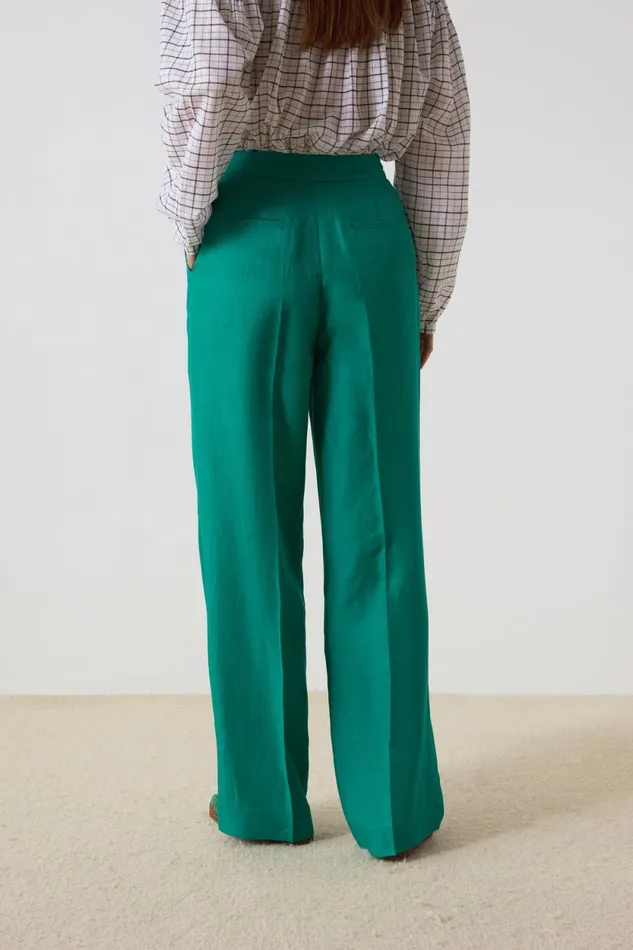 Pants and Jeans Women Leon and Harper Papi Plainy Trousers Green
