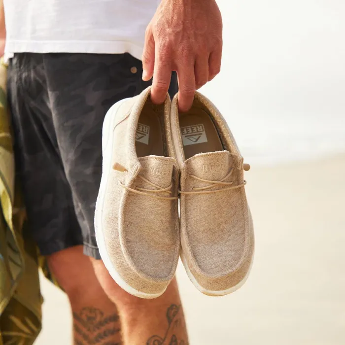 Reef Shoes Men Cushion Coast Tan Reef Shoes Men Cushion Coast Tan