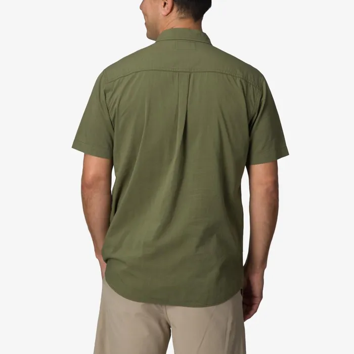 Reef TShirts and Shirts Men Collins Short Sleeve Shirt Olivine Reef TShirts and Shirts Men Collins Short Sleeve Shirt Olivine
