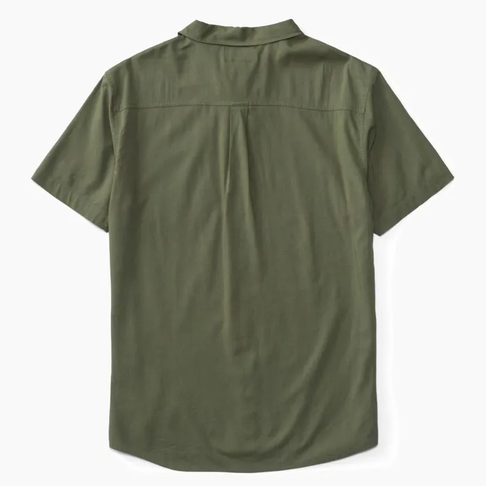 Reef TShirts and Shirts Men Collins Short Sleeve Shirt Olivine Reef TShirts and Shirts Men Collins Short Sleeve Shirt Olivine
