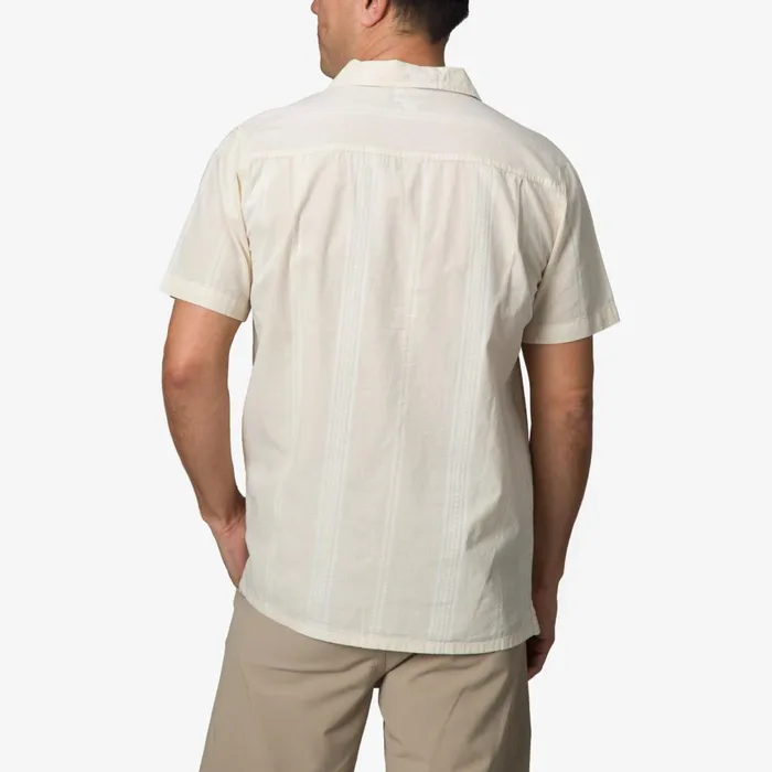 Reef TShirts and Shirts Men Lemmy Short Sleeve Shirt Almond Milk Reef TShirts and Shirts Men Lemmy Short Sleeve Shirt Almond Milk