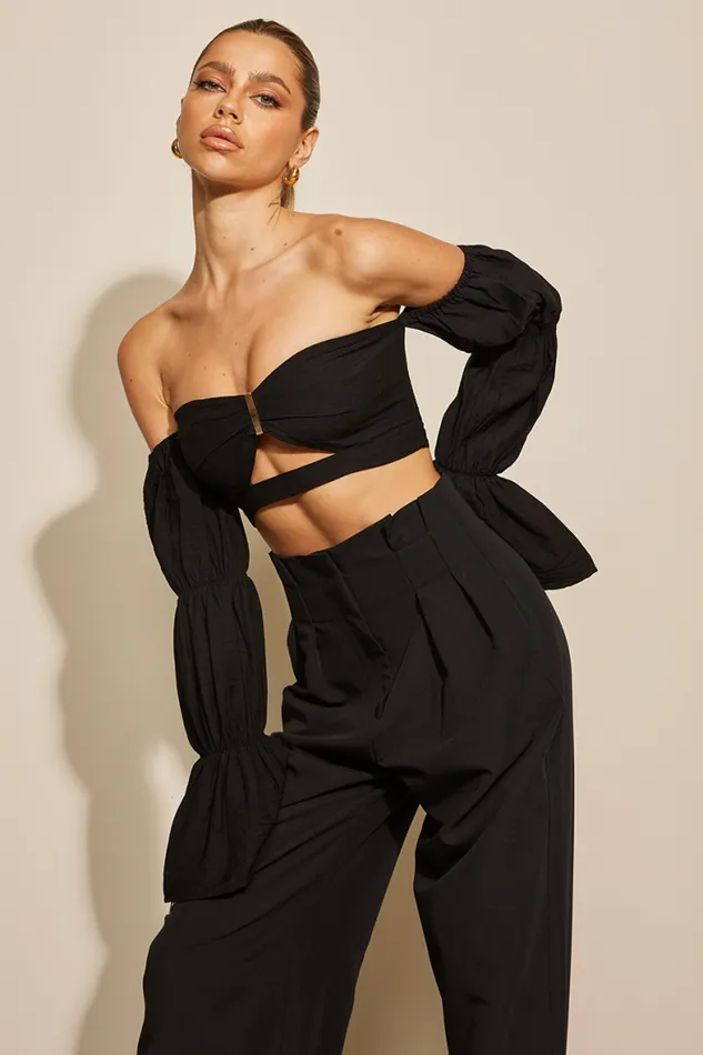 Runaway The Label Crops Shop Romee Top 8211 Black Runaway The Label Crops Shop Romee Top 8211 Black