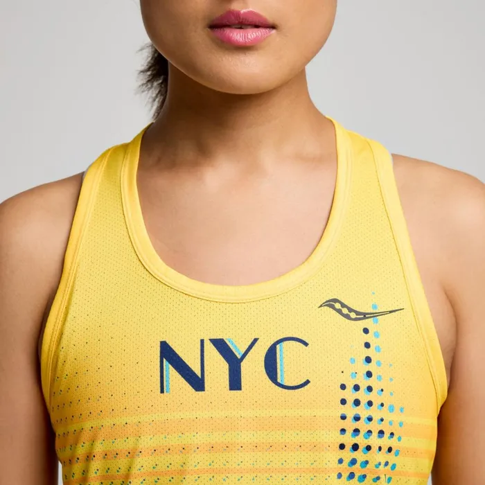 Saucony Tops Women Nyc Stopwatch Graphic Singlet New York 2024