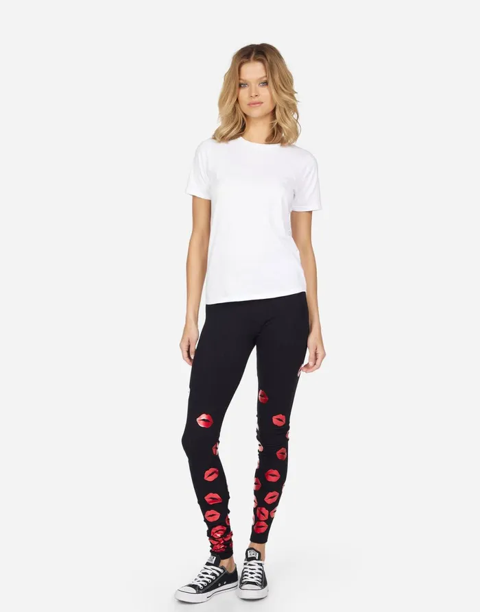 Shae Red Foil Scattered Lips Black Women039s Lauren Moshi Leggings