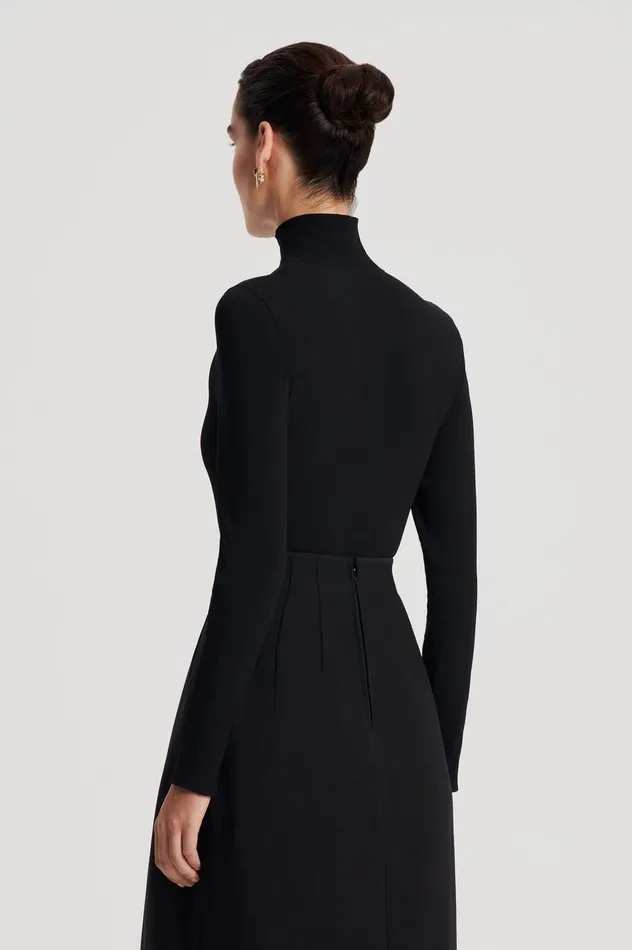 Sweaters Women MICRO KNIT LONG SLEEVE SWEATER BLACK Scanlan Theodore
