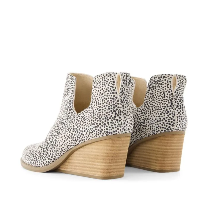 Toms Boots and Booties Gwen Ankle Boot Mini Cheetah Suede 8211 Women