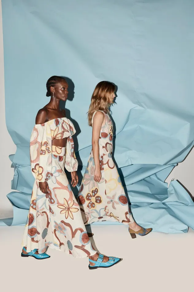 VRG GRL Art Of Bloom Linen Bias Cut Maxi Dress Flower Women MidiMaxi Dresses VRG GRL Art Of Bloom Linen Bias Cut Maxi Dress Flower Women MidiMaxi Dresses