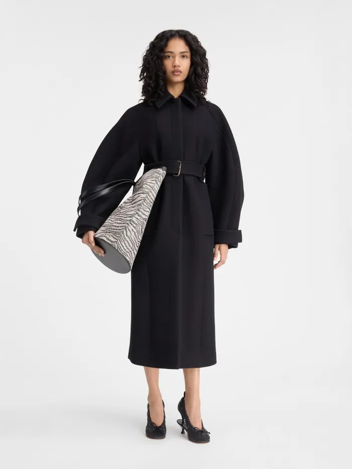 Women Coats and Jackets JACQUEMUS The Bari Coat Black