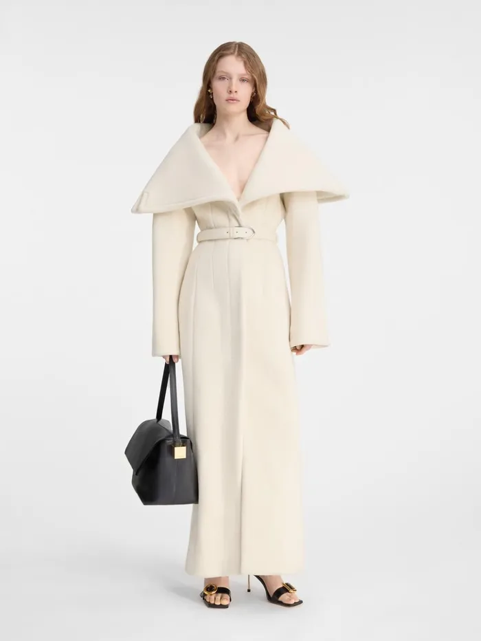 Women Coats and Jackets JACQUEMUS The Caruso Coat Offwhite