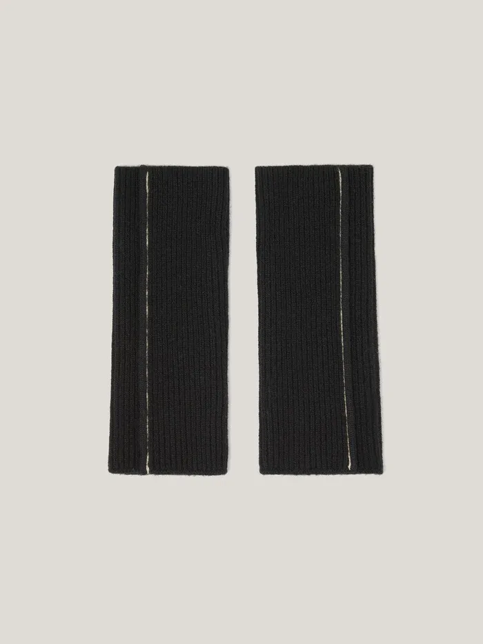 Women Contrast Stitch Mitten Black Jigsaw Hats and Gloves