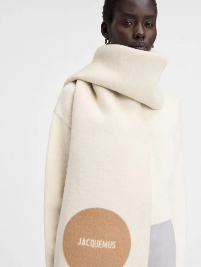 WomenMen Scarves Beanies and Gloves JACQUEMUS The Rond Carr Scarf Multibeige WomenMen Scarves Beanies and Gloves JACQUEMUS The Rond Carr Scarf Multibeige