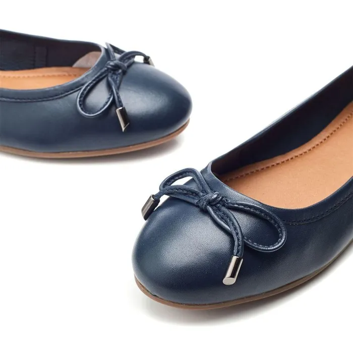 Women Moda In Pelle Casual Shoes Feebie Navy Leather