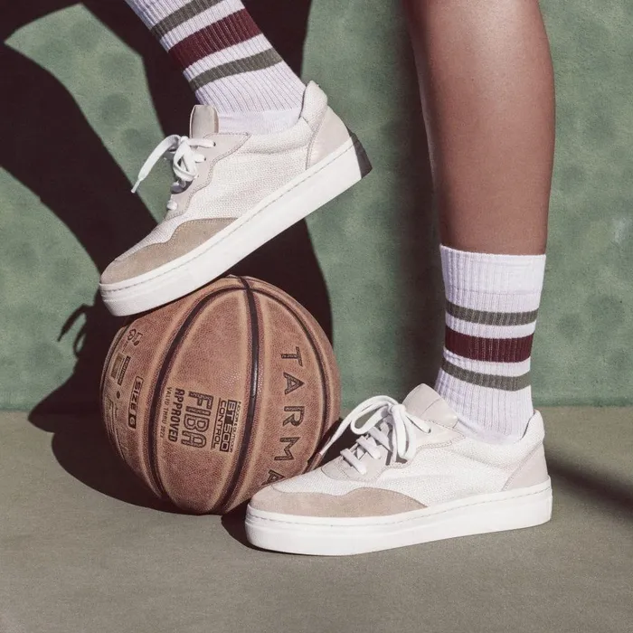 Women Moda In Pelle Casual Trainers Adalaya Off White Leather