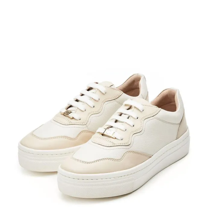 Women Moda In Pelle Casual Trainers Adalaya Off White Leather