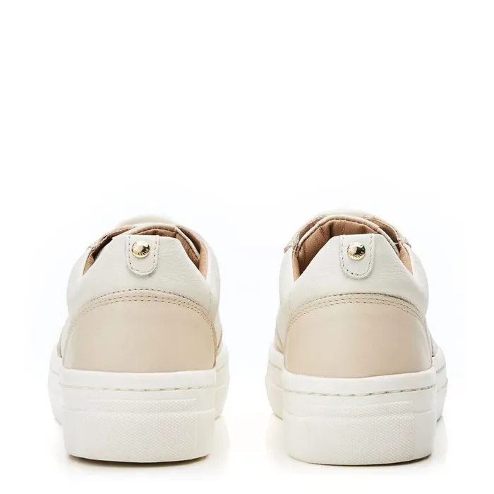Women Moda In Pelle Casual Trainers Adalaya Off White Leather