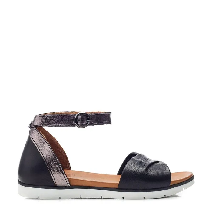 Women Moda In Pelle Flat Sandals Bsoleful BSensi Black Leather