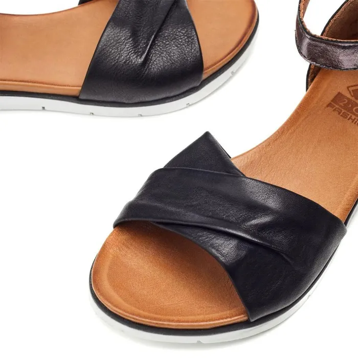Women Moda In Pelle Flat Sandals Bsoleful BSensi Black Leather
