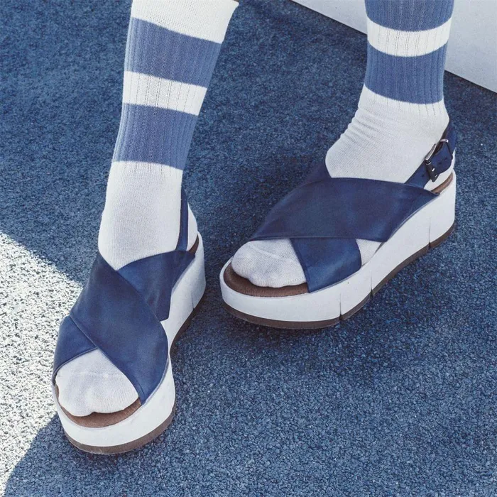 Women Moda In Pelle Flatform Sandals Ritika Blue Leather