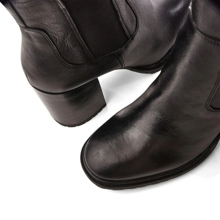 Women Moda In Pelle Heeled And Wedge Boots Kayari Black Leather