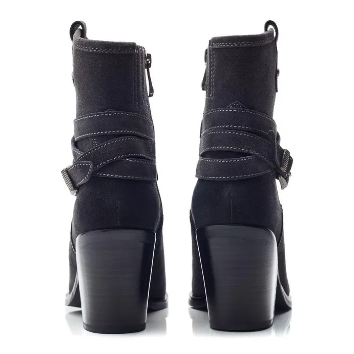 Women Moda In Pelle Heeled And Wedge Boots Malatrex Dark Grey Suede