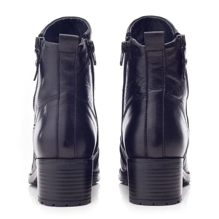 Women Moda In Pelle Heeled And Wedge Boots Onika Black Leather