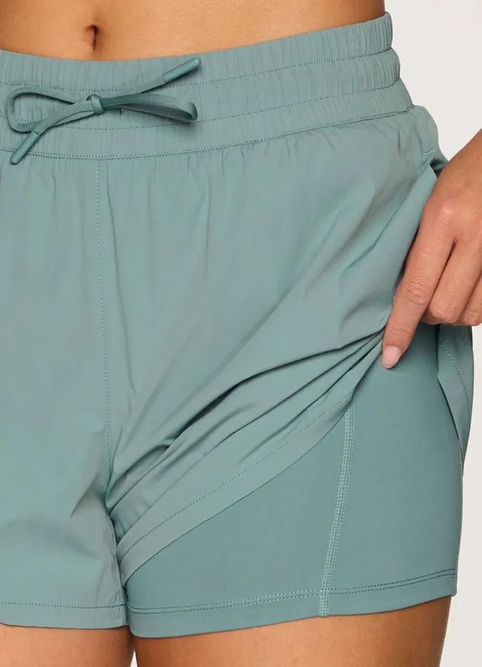 Women On Track Running Short Arctic RBX Active Shorts