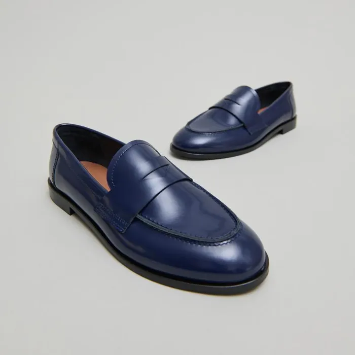 Women Roundtoe Loafers Blue JONAK Loafers