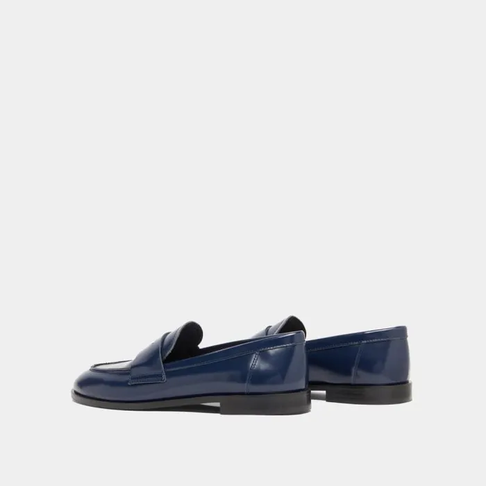 Women Roundtoe Loafers Blue JONAK Loafers