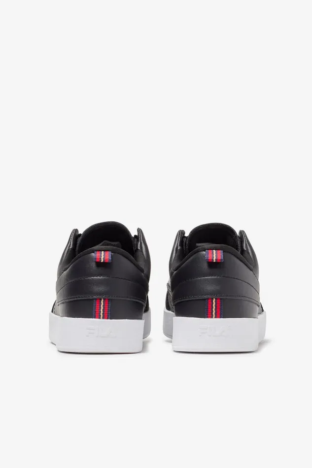 Women Sneakers Fila Sanati 021 Blackwhiteblack Women Sneakers Fila Sanati 021 Blackwhiteblack